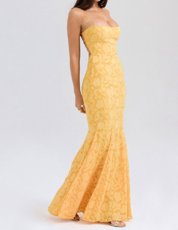 Chic Off-Shoulder Backless Dress